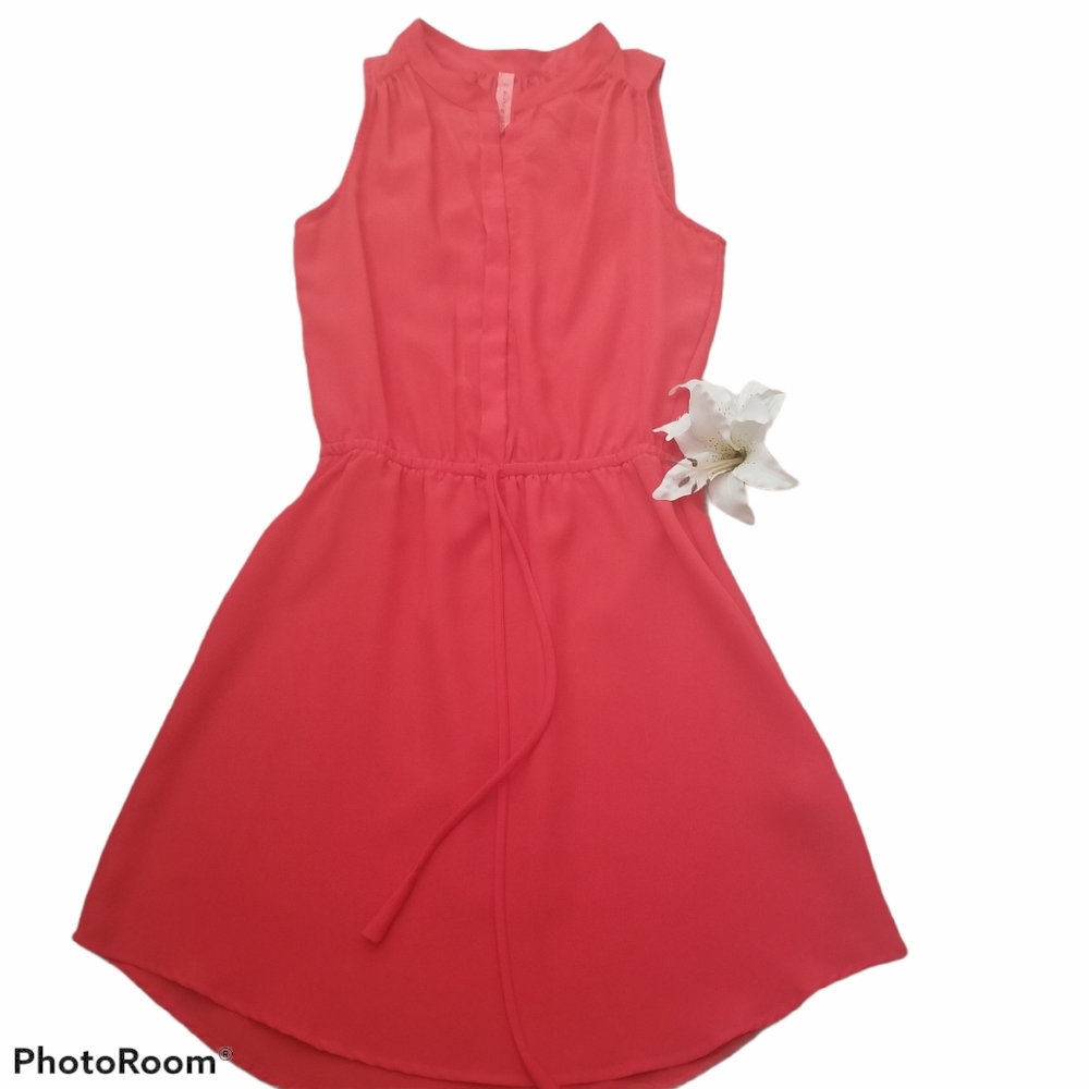 Spring sleeveless red dress